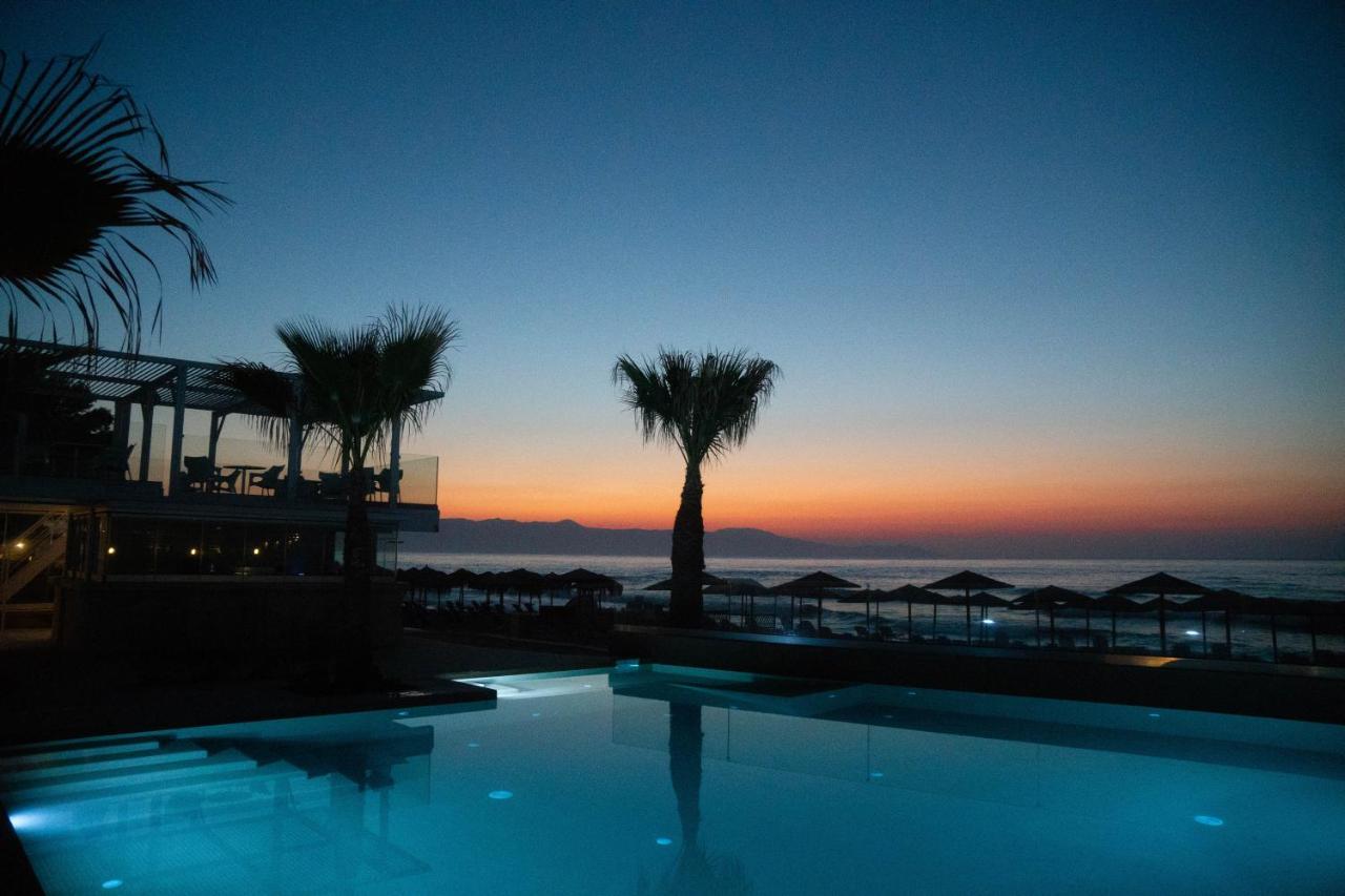 Sea Front Suites, Maisonettes&Apartments Agia Marina Extérieur photo